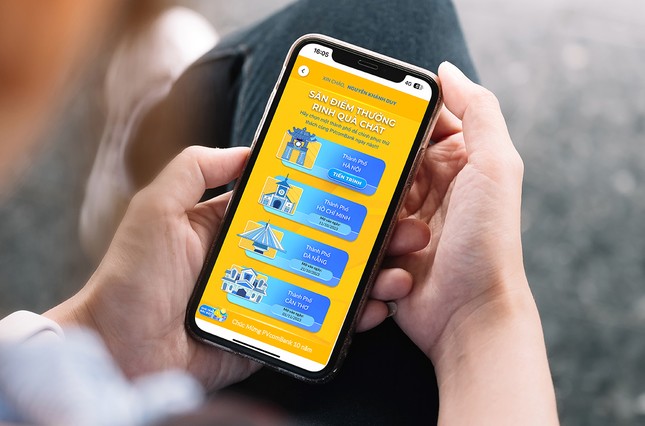 Hoạt động &ldquo;Săn điểm thưởng - Rinh qu&agrave; chất&rdquo; hứa hẹn sẽ mang đến cho c&aacute;c kh&aacute;ch h&agrave;ng của PVcomBank những bất ngờ th&uacute; vị &nbsp;