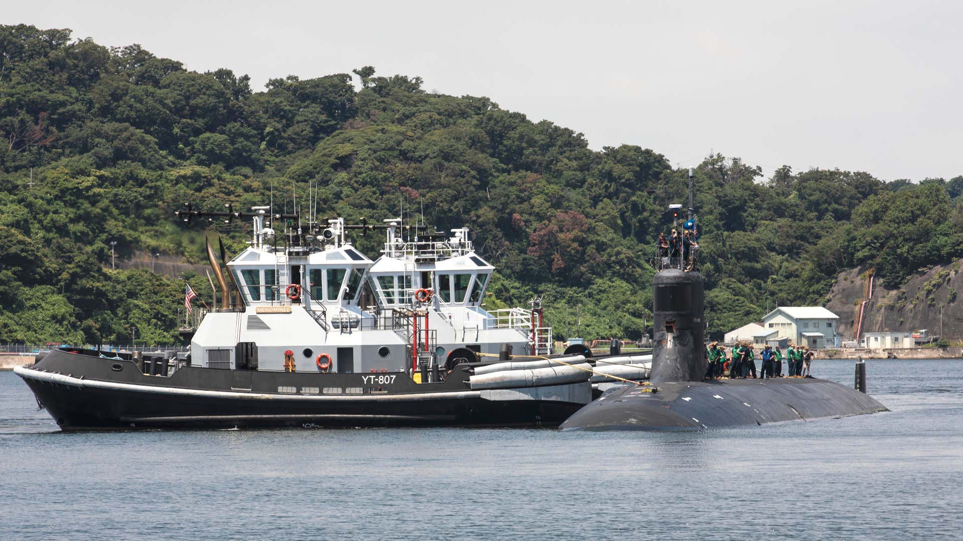 NÓNG: Tàu ngầm tấn công hạt nhân Hải Quân Mỹ gặp nạn ở Biển Đông, rất nhiều thủy thủ bị thương - Ảnh 2