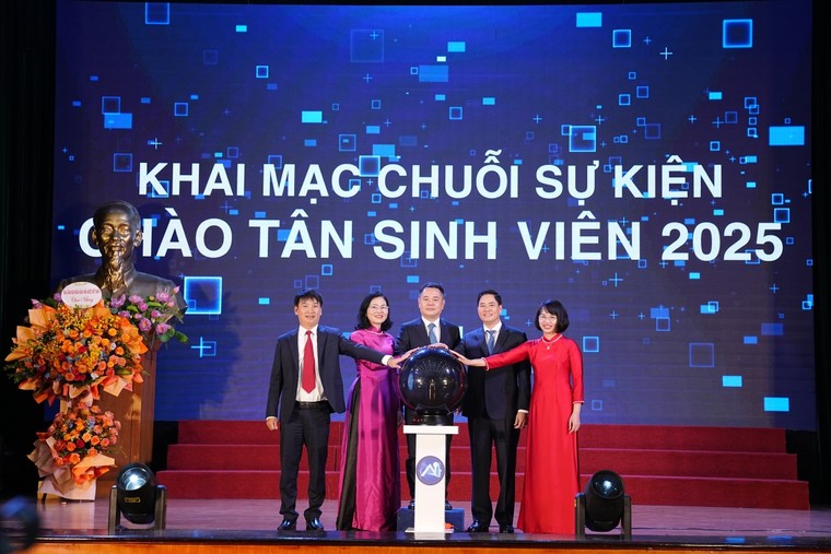 Đề xuất c&#225;c giải ph&#225;p ph&#225;t triển nguồn nh&#226;n lực ng&#224;nh Ng&#226;n h&#224;ng trong thời đại AI - Ảnh 7