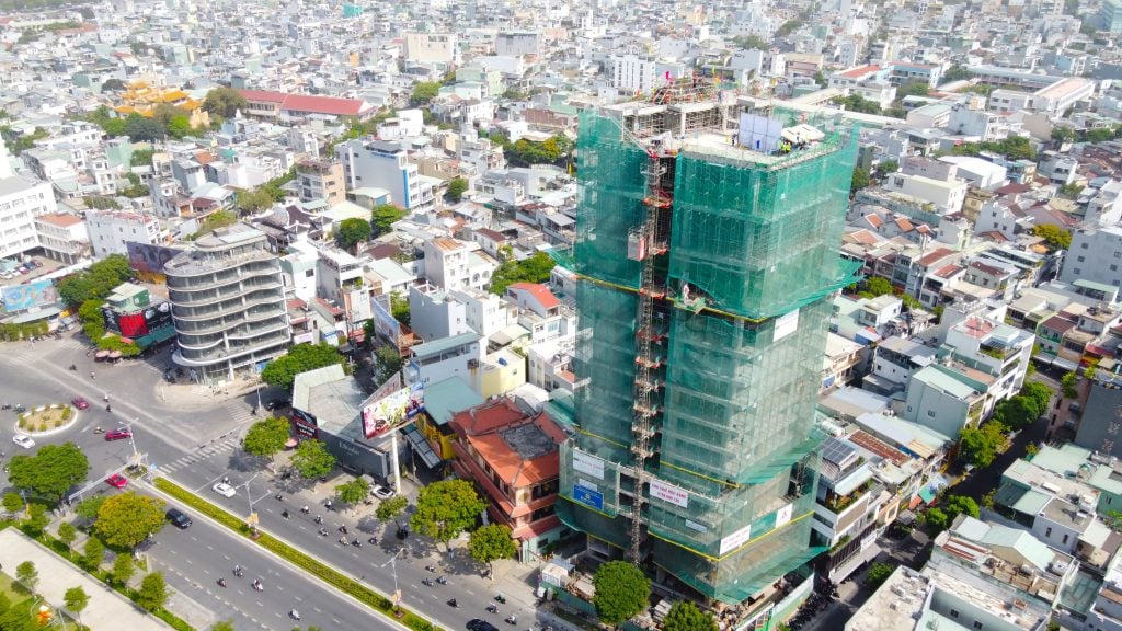 Dự &aacute;n Danapha Tower đang được x&acirc;y dựng tr&ecirc;n &lsquo;đất v&agrave;ng&rsquo; đường Nguyễn Văn Linh, Đ&agrave; Nẵng.
