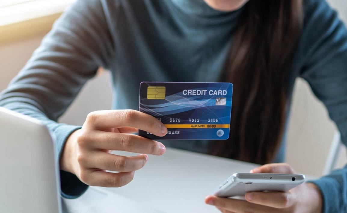 Nợ 8.800 đồng bị t&#237;nh l&#227;i hơn 1 triệu: Cảnh b&#225;o rủi ro khi d&#249;ng thẻ t&#237;n dụng - Ảnh 1