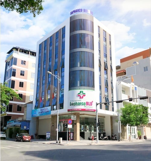 Dapharco l&agrave; một trong 3 doanh nghiệp dược phẩm, thiết bị y tế lớn ở Đ&agrave; Nẵng hiện ni&ecirc;m yết tr&ecirc;n s&agrave;n chứng kho&aacute;n.