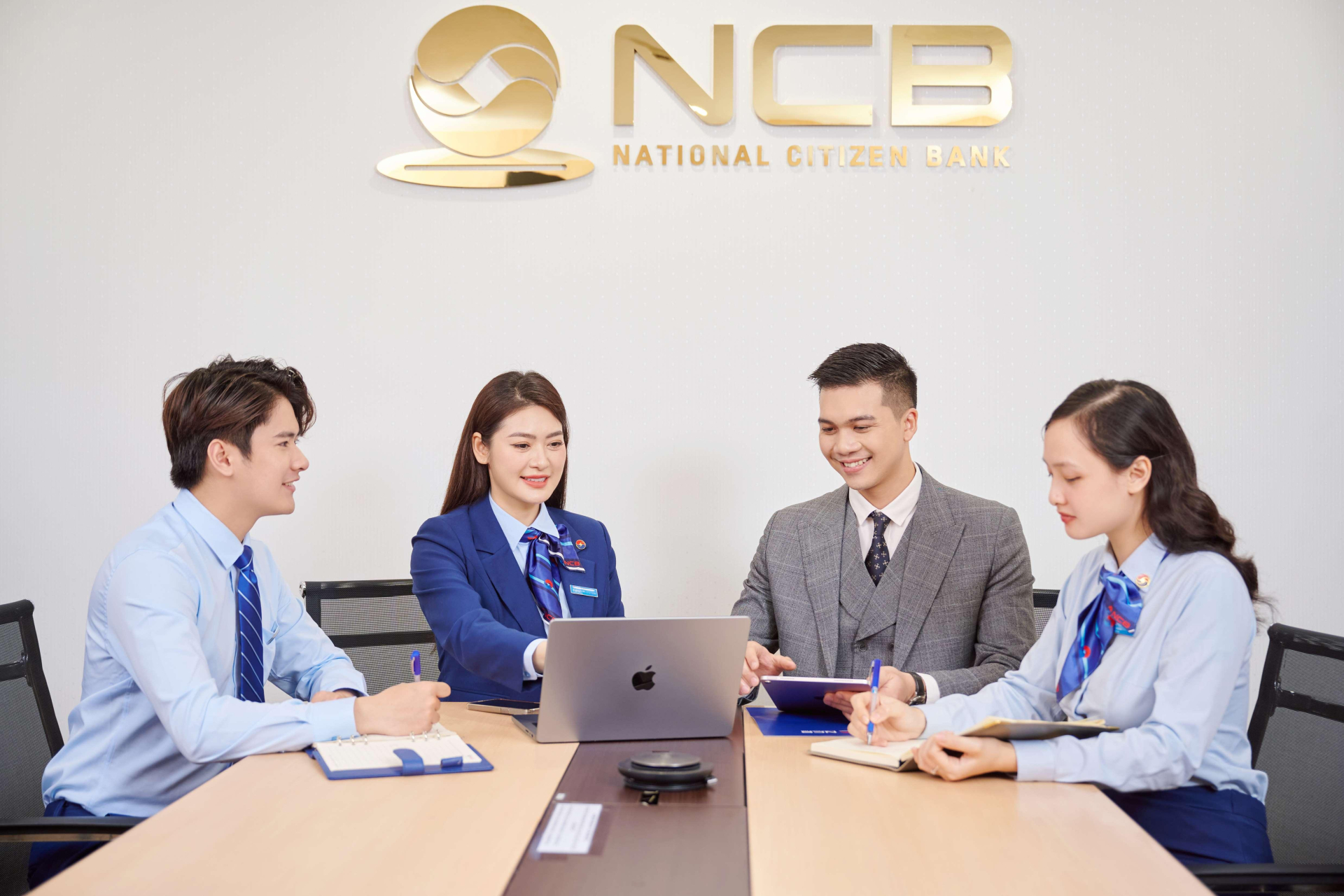 NCB được vinh danh 3 giải thưởng quốc tế về c&ocirc;ng nghệ