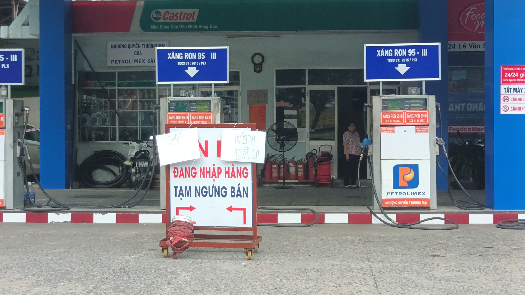 Gi&aacute; xăng dầu được dự đo&aacute;n sẽ tăng nhẹ trong kỳ điều ch&iacute;nh sắp tới. Ảnh: Thanh Ni&ecirc;n&nbsp;