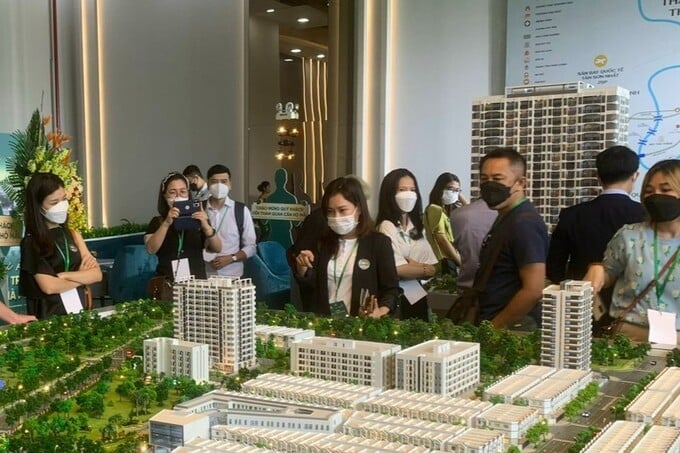 Bộ X&acirc;y dựng đề xuất lập trung t&acirc;m giao dịch bất động sản, quyền sử dụng đất thuộc UBND tỉnh.