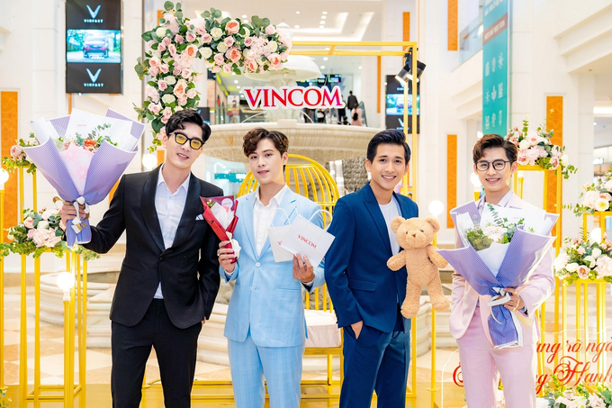 Vincom: Điểm hẹn vạn qu&#224; tặng, trao ng&#224;n lời y&#234;u thương - Ảnh 2