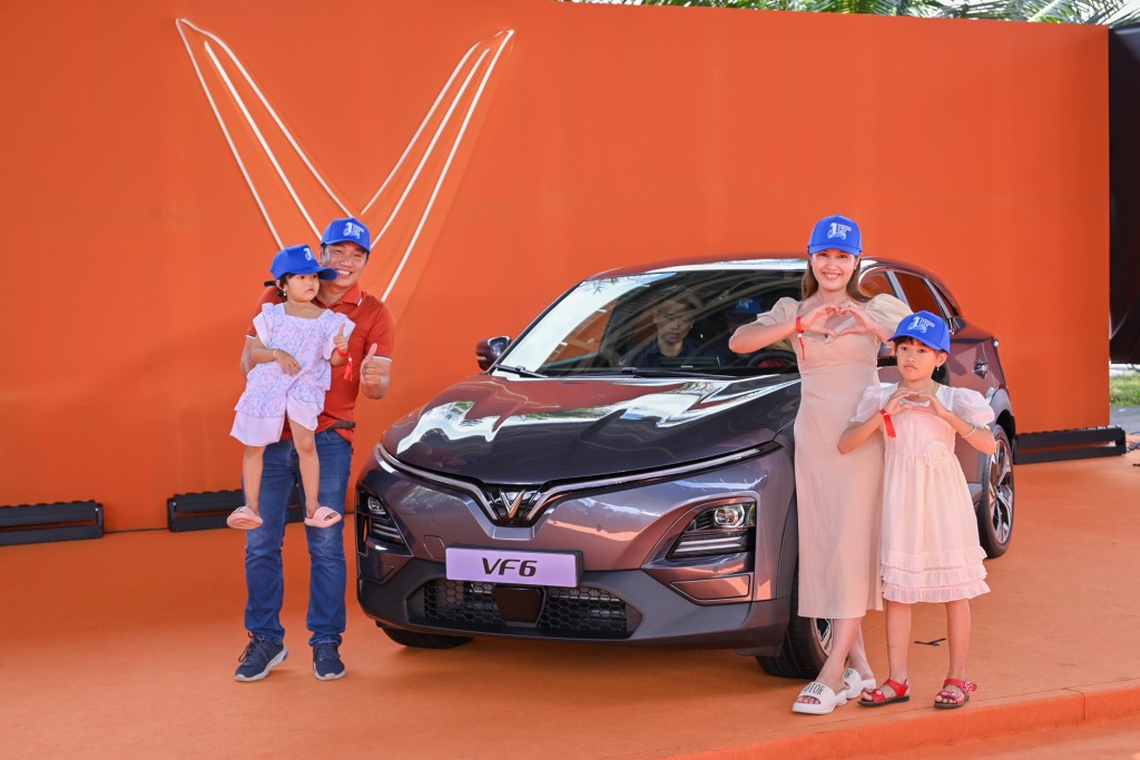 Hơn 32.000 thành viên mừng sinh nhật Cộng đồng VinFast toàn cầu - Ảnh 6