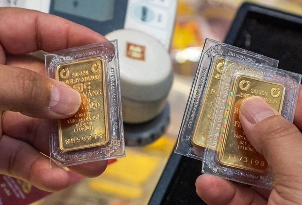 Gi&#225; v&#224;ng h&#244;m nay 21/10/2025: Gi&#225; v&#224;ng hạ nhiệt - Ảnh 1