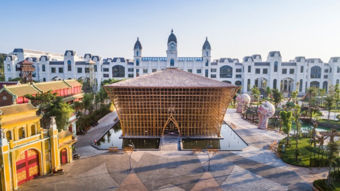 C&ocirc;ng tr&igrave;nh &ldquo;Huyền thoại tre&rdquo; của kiến tr&uacute;c sư V&otilde; Trọng Nghĩa tại Ph&uacute; Quốc United Center.