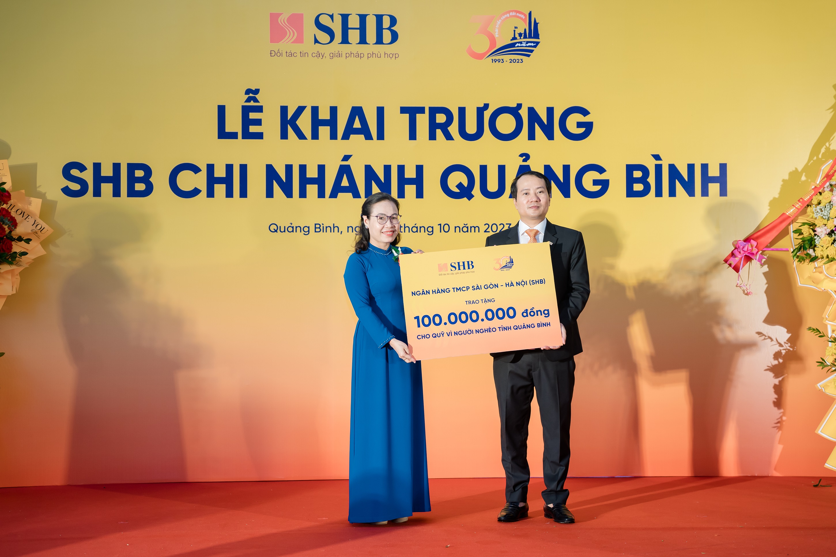 Tăng cường ph&#225;t triển mạng lưới, SHB khai trương chi nh&#225;nh tại Quảng B&#236;nh  - Ảnh 2