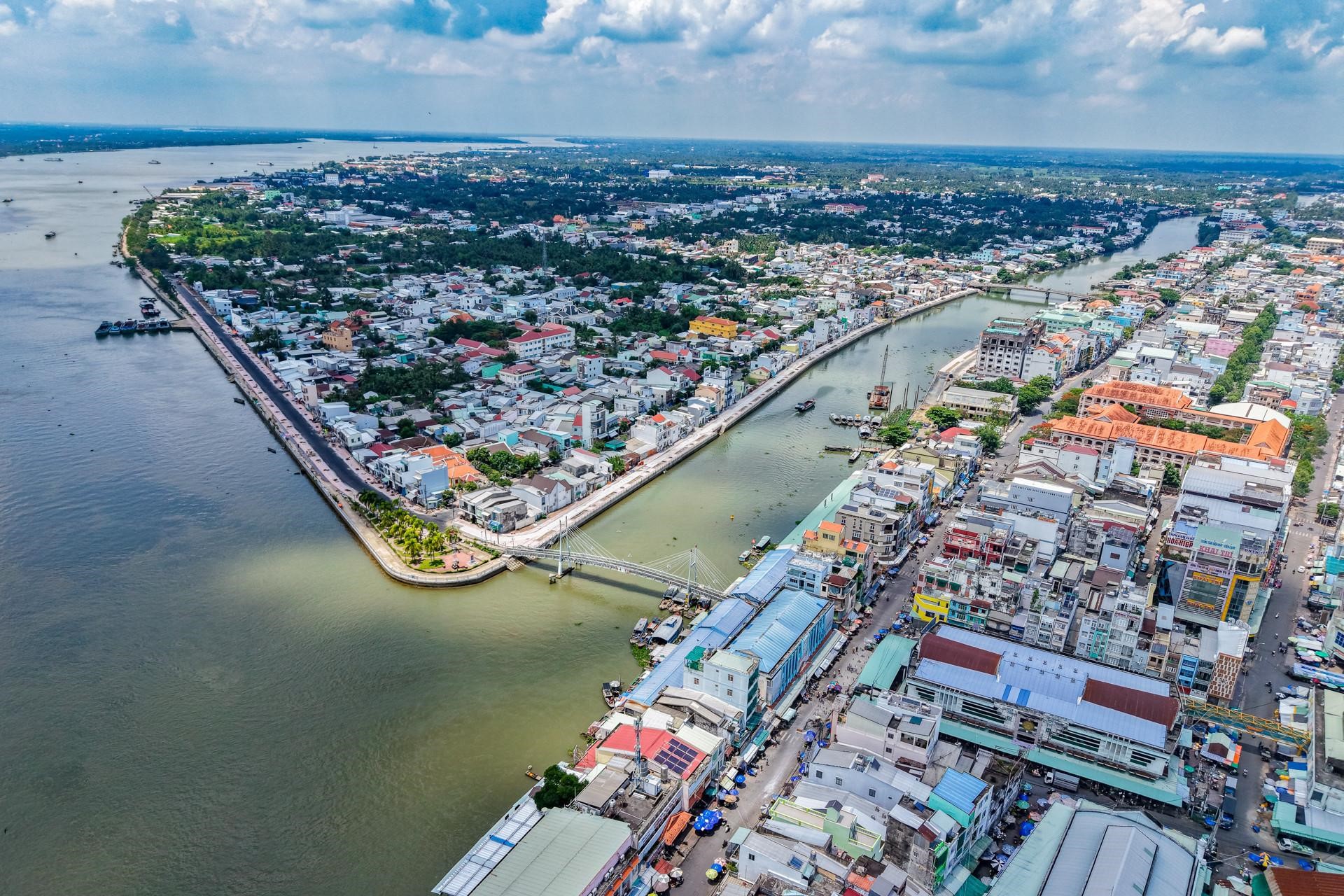 Vĩnh Long tập trung ph&aacute;t triển to&agrave;n diện đặc biệt l&agrave; kinh tế biển.