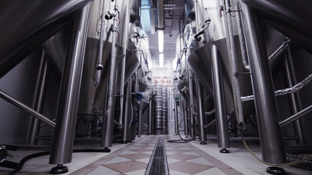 HABECO đang &aacute;p dụng c&ocirc;ng nghệ lọc k&eacute;p l&agrave;m lạnh s&acirc;u nhập khẩu từ ch&acirc;u &Acirc;u.