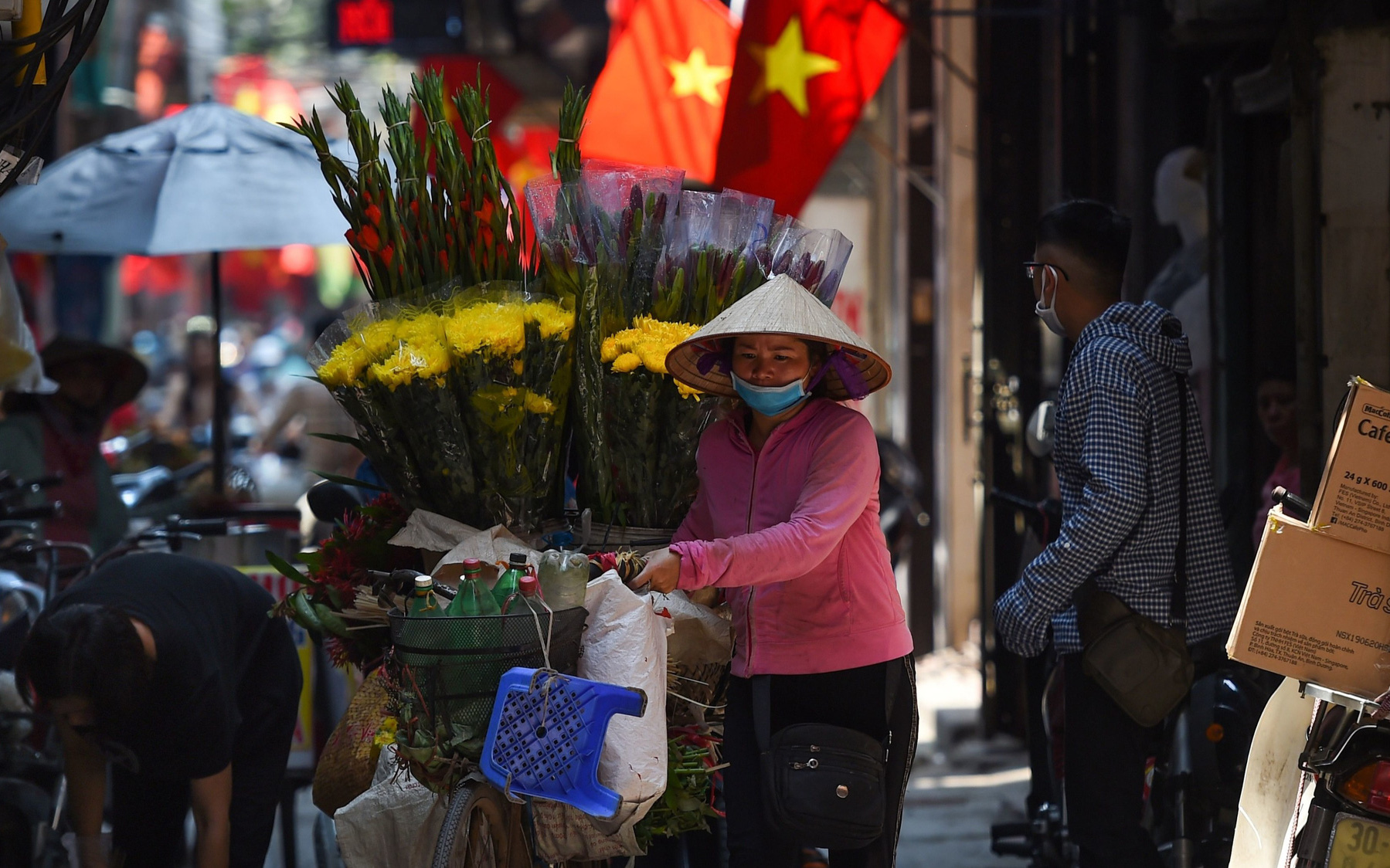 Chất lượng nh&#226;n lực, năng suất lao động v&#224; tốc độ tăng GNI của Việt Nam đang ở đ&#226;u so với Th&#225;i Lan, Singapore, Philippines...? - Ảnh 1