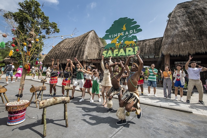 Vinpearl Safari sẽ ghi dấu với lễ hội Gi&aacute;ng sinh Eco Wonder Christmas &nbsp;