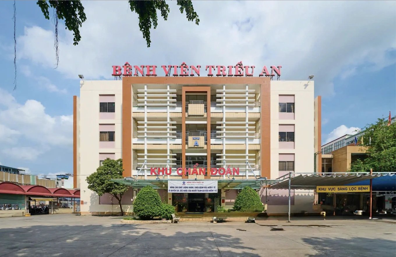 Bệnh viện của &#244;ng Trầm B&#234; b&#225;o l&#227;i lớn - Ảnh 1
