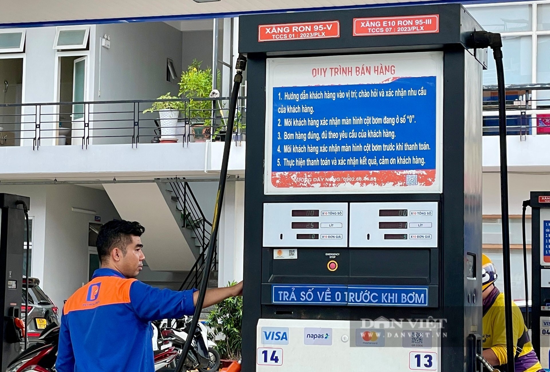 Giá xăng dầu hôm nay 28/10: Tiếp tục giảm - Ảnh 1