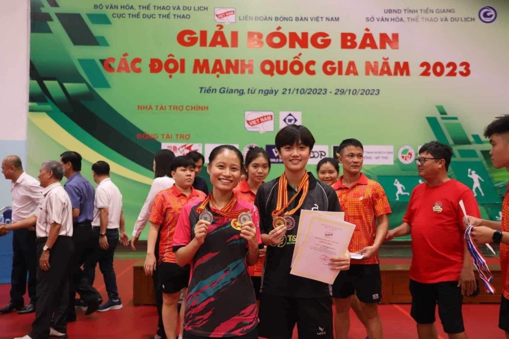 B&#243;ng b&#224;n H&#224; Nội T&amp;T gi&#224;nh 2 huy chương V&#224;ng tại giải c&#225;c đội mạnh quốc gia - Ảnh 1