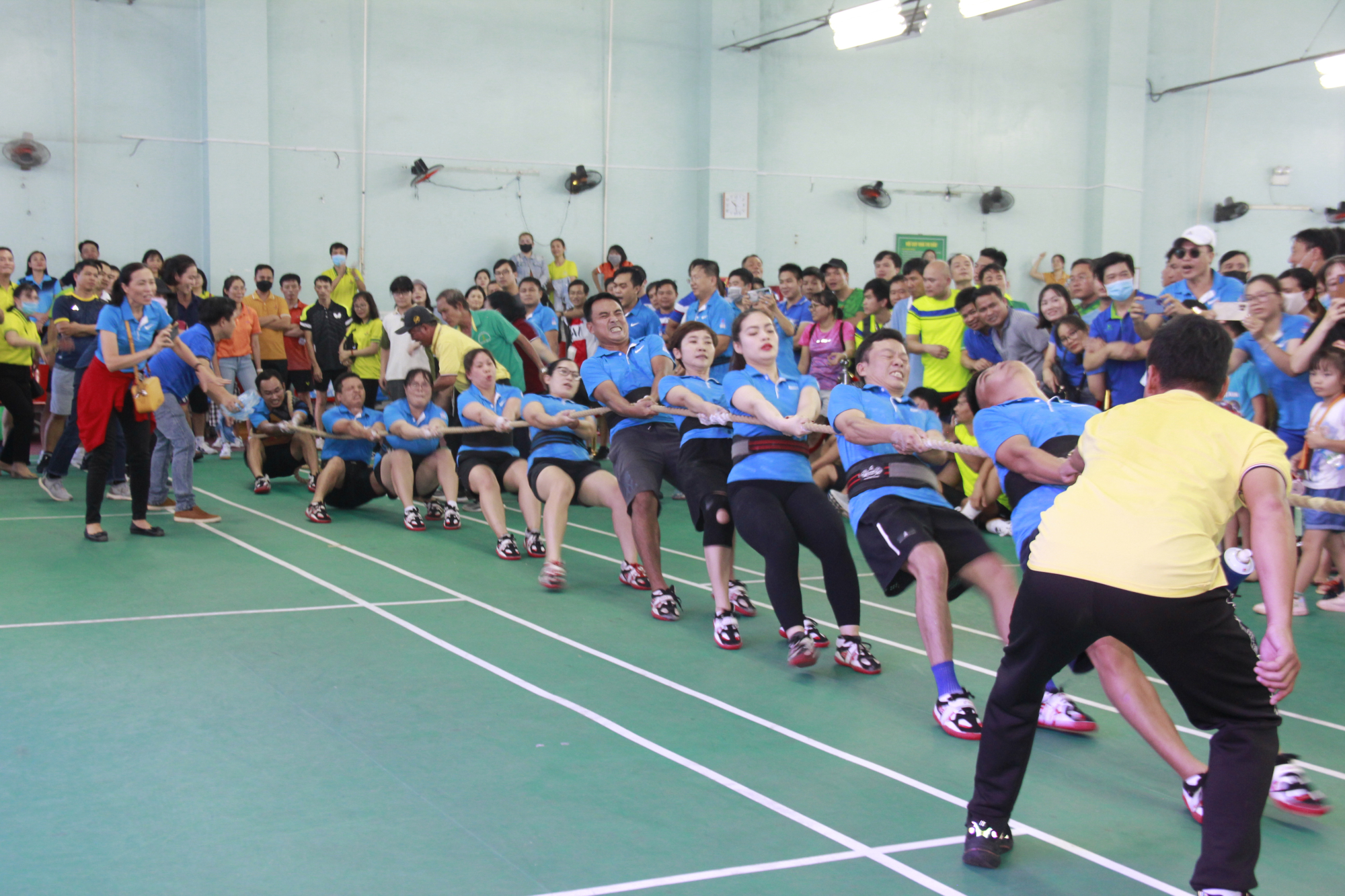 Hội thao truyền thống lần thứ 14 của PVFCCo: S&#244;i nổi v&#224; gắn kết - Ảnh 2