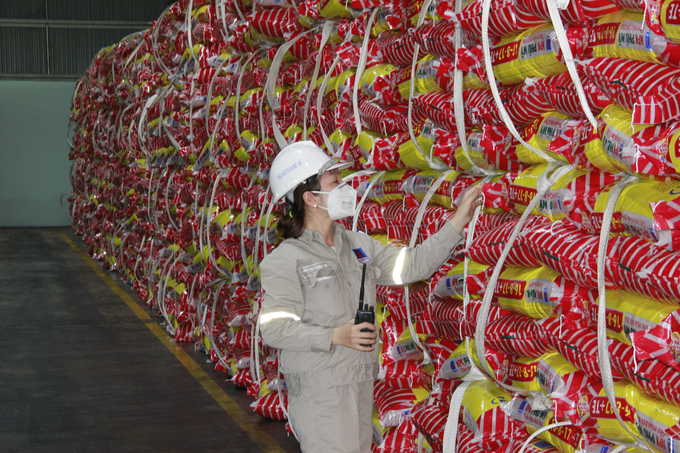 Mặc d&ugrave; trong bối cảnh bởi dịch Covid-19, PVFCCo vẫn hoạt động an to&agrave;n, hiệu quả, đạt kết quả SXKD hết sức ấn tượng