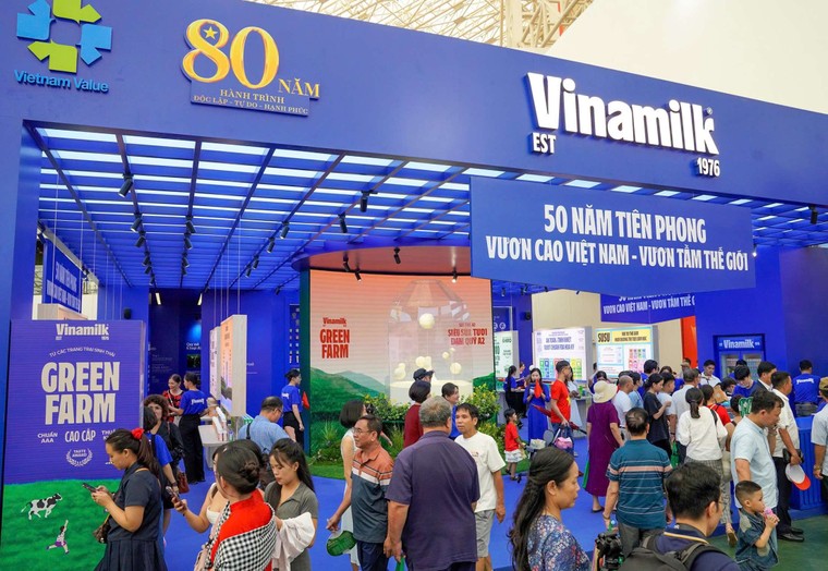 Vinamilk: Tổng doanh thu hợp nhất qu&#253; 3 tiến s&#225;t cột mốc 17 ngh&#236;n tỷ đồng - Ảnh 1