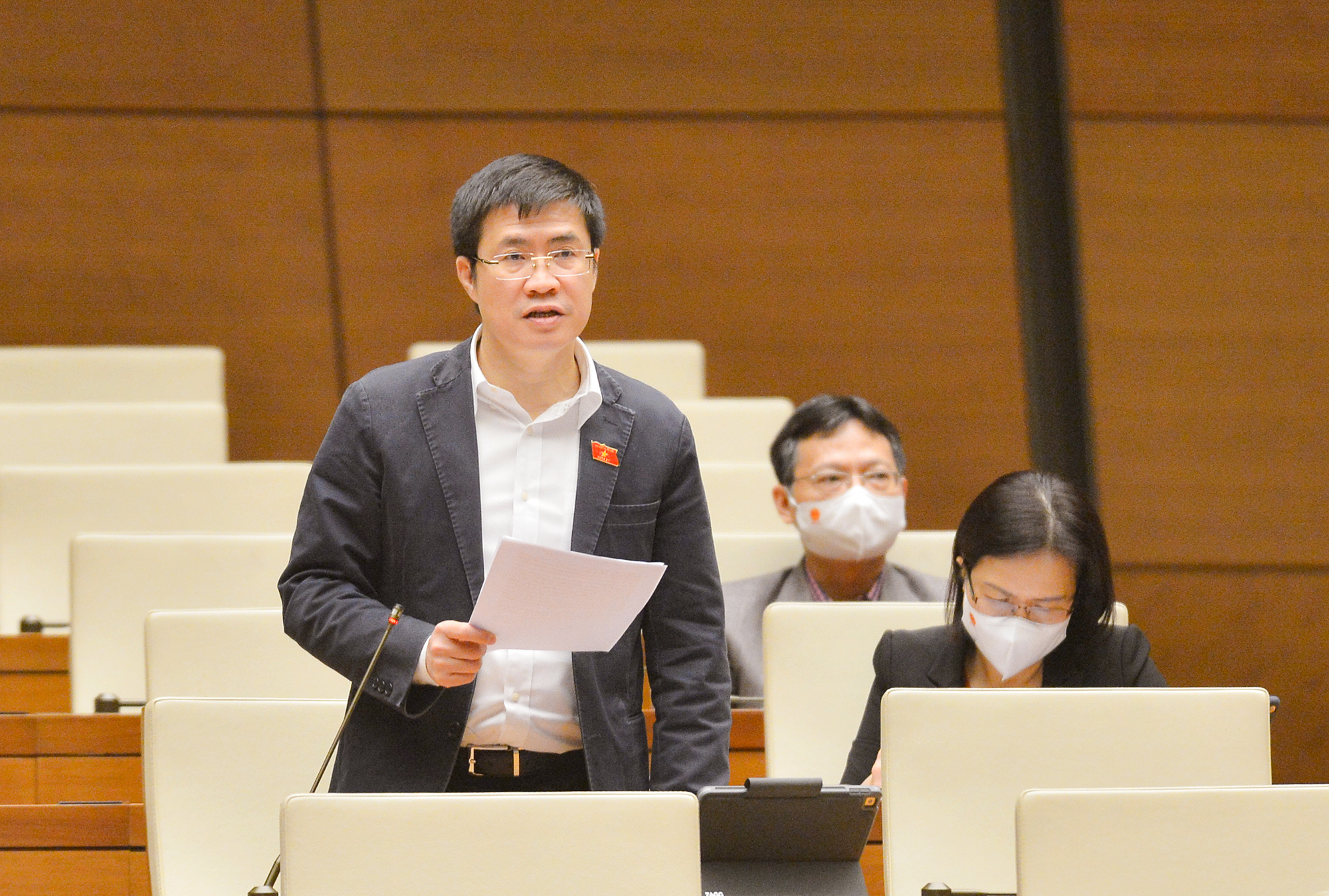 Đại biểu Quốc hội: &#39;V&#236; sao số doanh nghiệp Việt Nam chưa ph&#225;t triển như mong muốn, th&#236; nhiều doanh nh&#226;n Việt Nam lại th&#224;nh lập DN ở Singapore?&#39; - Ảnh 1