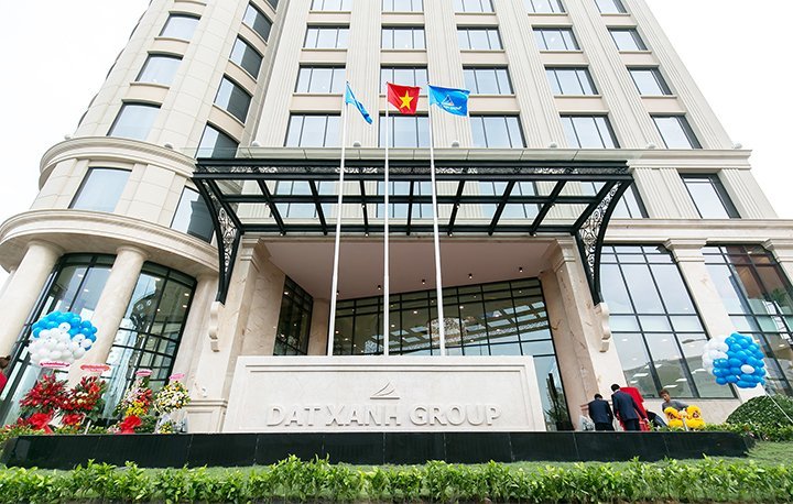 Doanh thu sụt giảm, Đất Xanh Group đối mặt với d&#242;ng tiền kinh doanh &#226;m - Ảnh 1