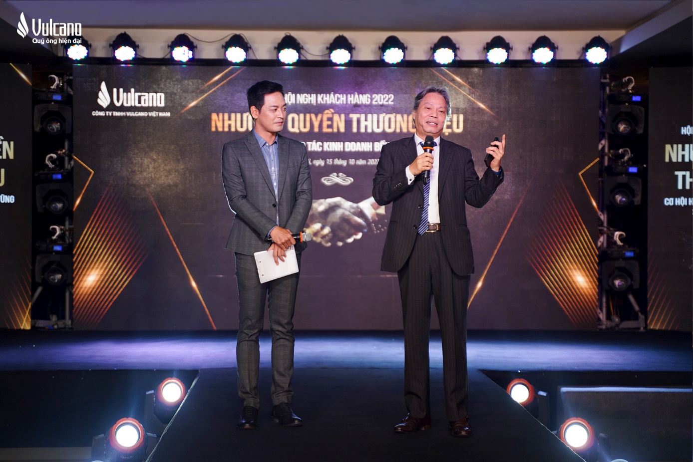 Hội nghị kh&#225;ch h&#224;ng chủ đề “Nhượng quyền thương hiệu thời trang Vulcano” - Ảnh 1