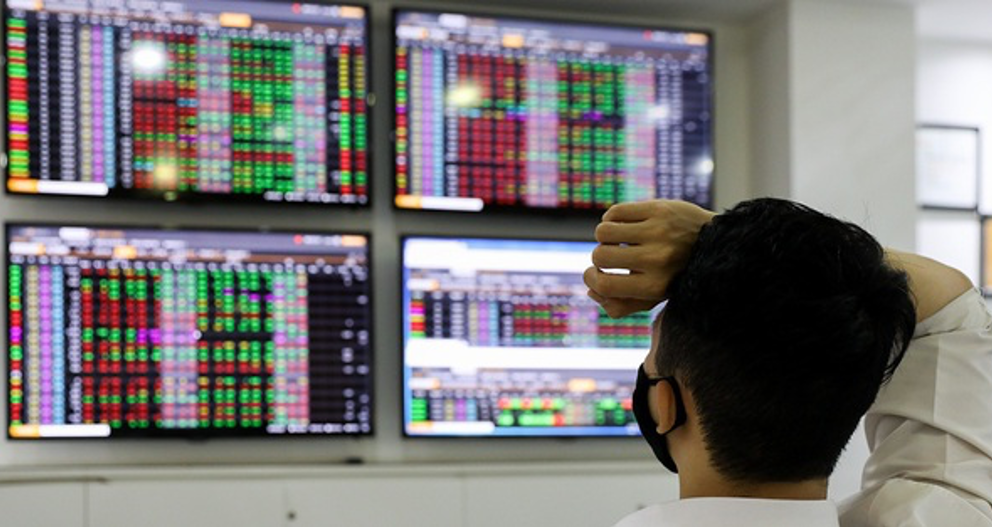 L&#227;i suất vay margin tăng đồng loạt, d&#242;ng tiền đ&#227; &quot;kiệt quệ&quot; - Ảnh 1