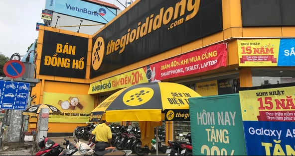 Thị gi&aacute; MWG giảm gi&aacute; mạnh 40% trong 2 th&aacute;ng qua. Ảnh minh họa