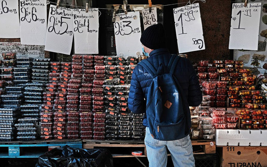 Goldman Sachs: Cơn tăng gi&#225; đi&#234;n cuồng của h&#224;ng ho&#225; sẽ chưa chấm dứt, nhiều mức kỷ lục nữa sẽ bị ph&#225; vỡ - Ảnh 1