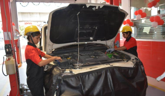 Lạm ph&#225;t đ&#236;nh trệ đe dọa kinh tế to&#224;n cầu - Ảnh 1