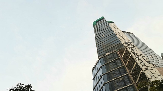 Một g&oacute;c c&ocirc;ng tr&igrave;nh Hilton S&agrave;i G&ograve;n. Ảnh: L&ecirc; Xu&acirc;n. &nbsp;