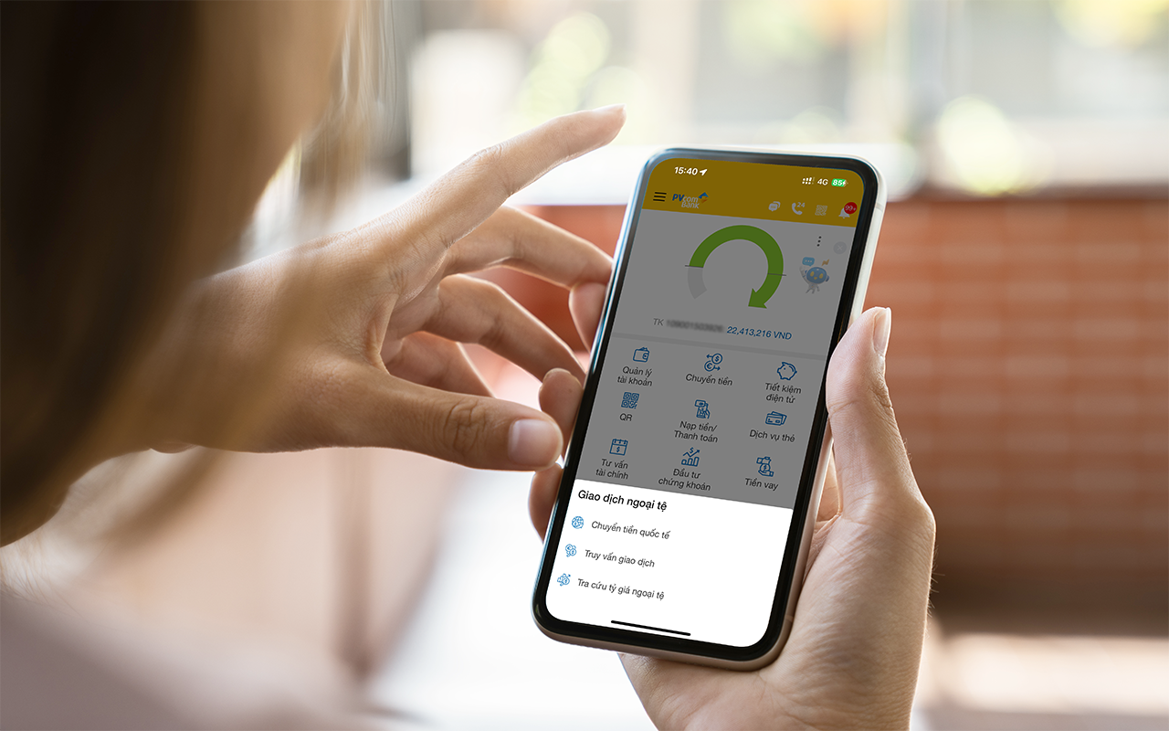 Kh&aacute;ch h&agrave;ng c&oacute; thể chuyển tiền quốc tế bằng 6 loại ngoại tệ tr&ecirc;n ứng dụng PV Mobile Banking