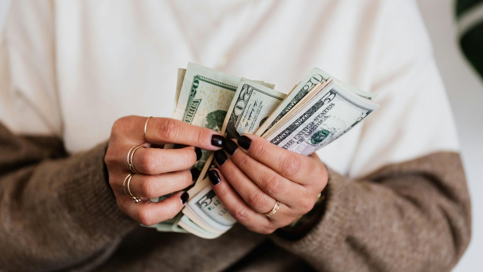 Đồng USD phục hồi nhẹ v&agrave;o cuối ng&agrave;y 12/11.