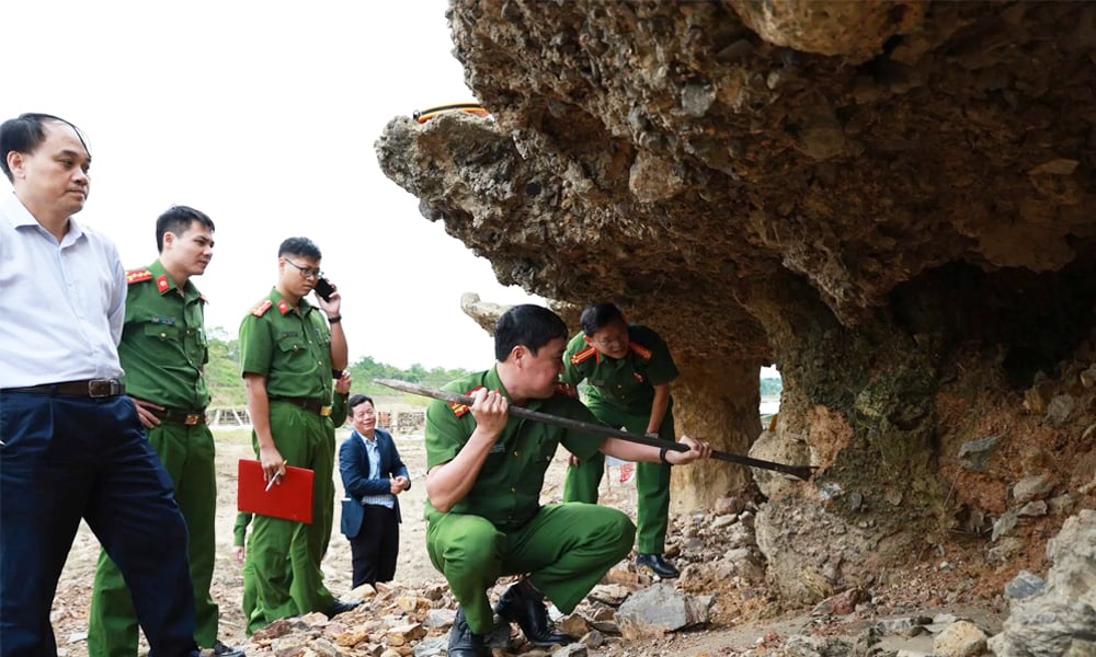 Nh&agrave; thầu thi c&ocirc;ng cầu S&ocirc;ng L&ocirc; vừa bị khởi tố l&agrave; C&ocirc;ng ty cổ phần Đầu tư ph&aacute;t triển đ&ocirc; thị v&agrave; Khu c&ocirc;ng nghiệp (UDIDECO).