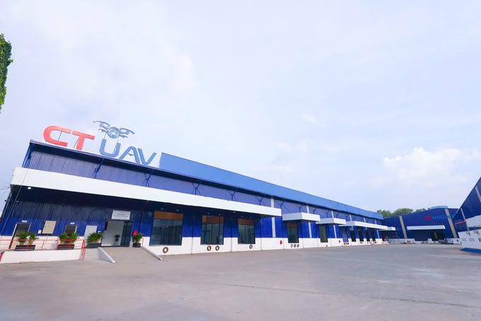 Nh&agrave; m&aacute;y sản xuất UAV của CT Group