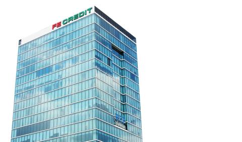 Ng&#226;n h&#224;ng l&#227;i lớn từ cho vay ti&#234;u d&#249;ng: C&#243; bất thường? - Ảnh 1