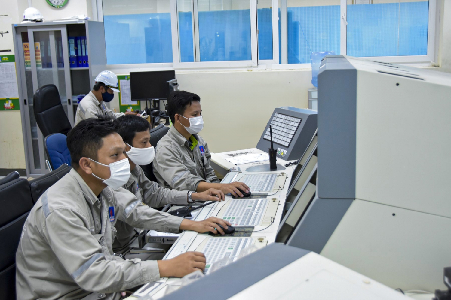 Nh&#224; m&#225;y Đạm Ph&#250; Mỹ đạt kỷ lục vận h&#224;nh: Th&#224;nh quả từ những quyết s&#225;ch đ&#250;ng đắn của Đảng ủy PVFCCo - Ảnh 1