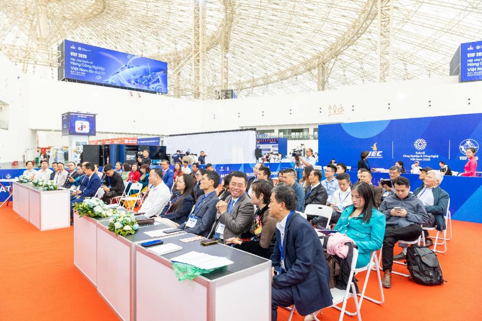 Một cuộc hội thảo tại VIIF