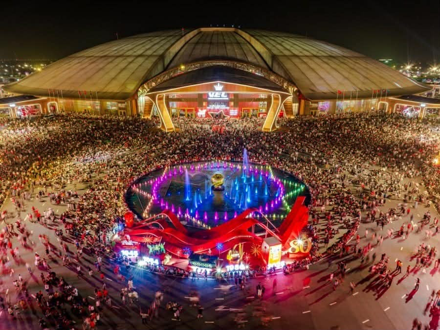 C&aacute;c sự kiện, concert, triển l&atilde;m li&ecirc;n tục diễn ra tại VEC l&agrave; nguồn kh&aacute;ch thực dồi d&agrave;o v&agrave; ổn định, bảo chứng cho tiềm năng kinh doanh chắc thắng tại Boutique Gate.