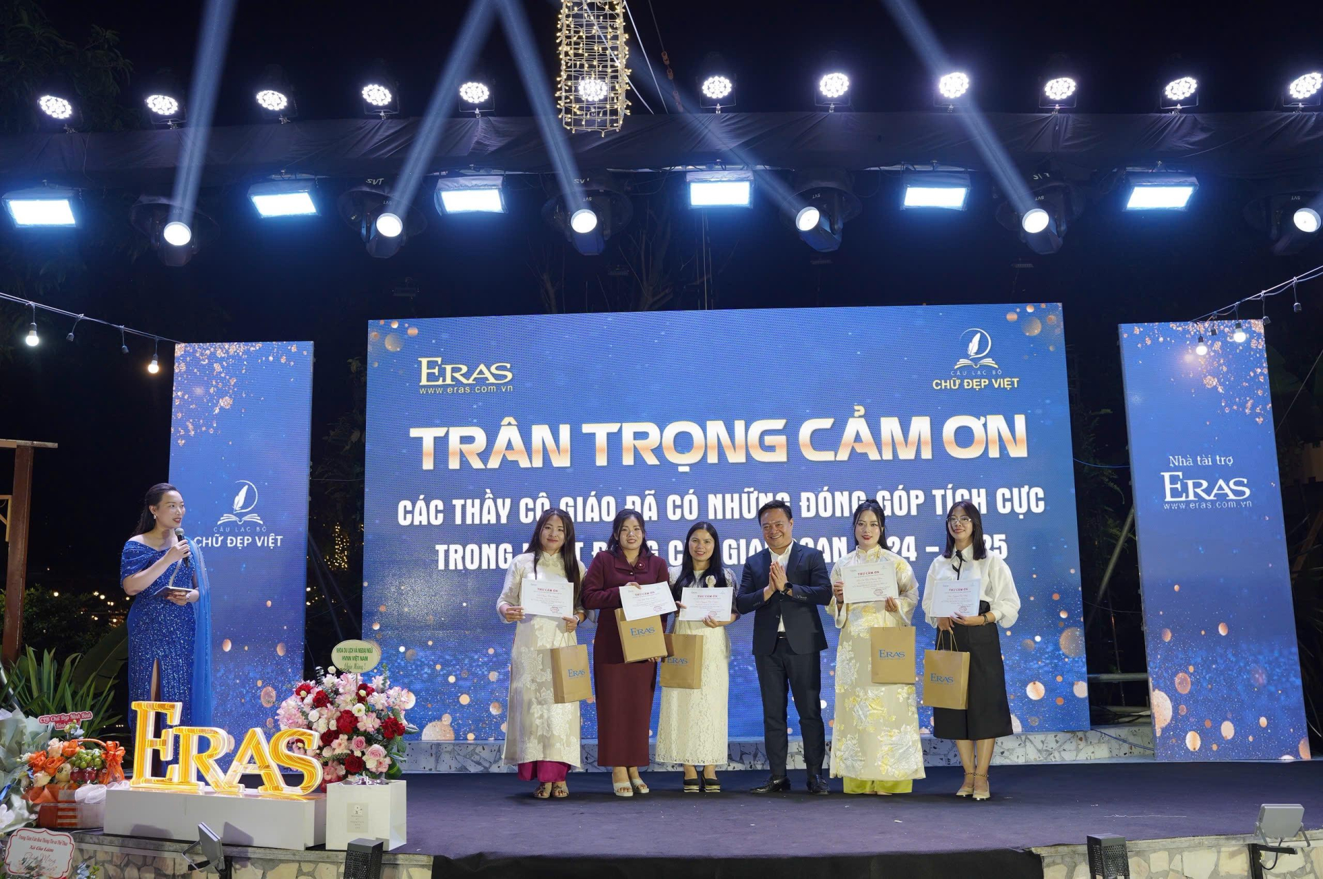 Tri &acirc;n c&aacute;c Ph&oacute; Chủ tịch CLB Chữ đẹp Việt.