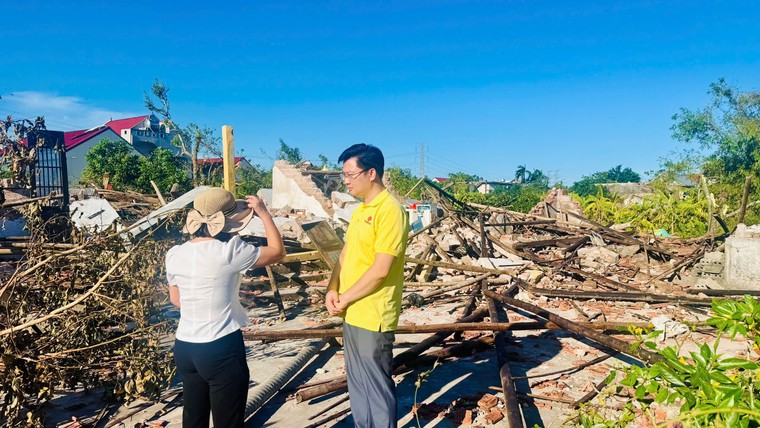 Vingroup tiếp tục hỗ trợ th&#234;m 500 tỷ cứu trợ miền trung, n&#226;ng tổng đ&#243;ng g&#243;p l&#234;n 1.000 tỷ đồng - Ảnh 1