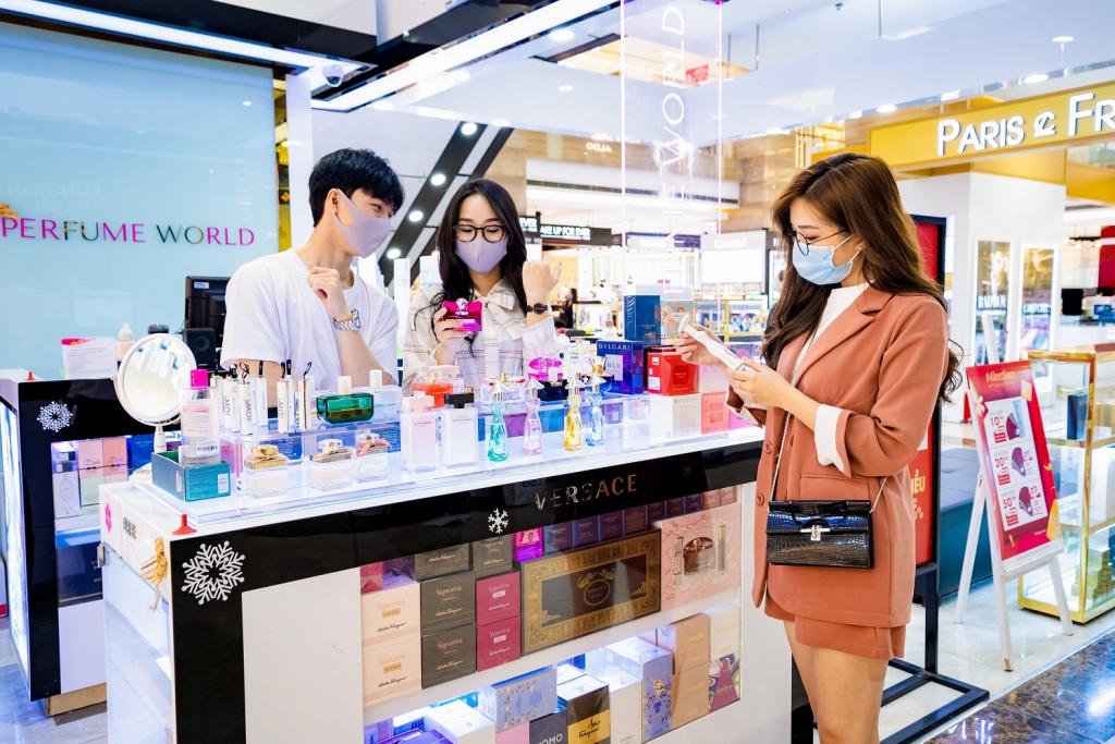 Vincom Black Friday thu h&uacute;t kh&aacute;ch h&agrave;ng với ưu đ&atilde;i hấp dẫn &nbsp;