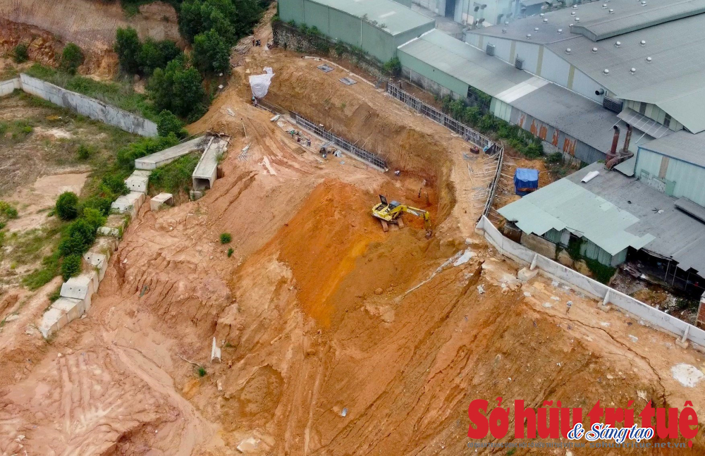 &nbsp;Tiến độ thi c&ocirc;ng dự &aacute;n &igrave; ạch, kh&ocirc;ng biết đến khi n&agrave;o mới xong.