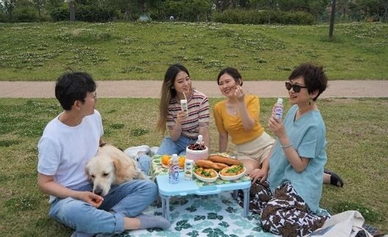 Thương hiệu Vinamilk đ&atilde; dần được người ti&ecirc;u d&ugrave;ng tại nhiều quốc gia như Nhật Bản, H&agrave;n Quốc, Trung Quốc&hellip; biết đến. &nbsp;