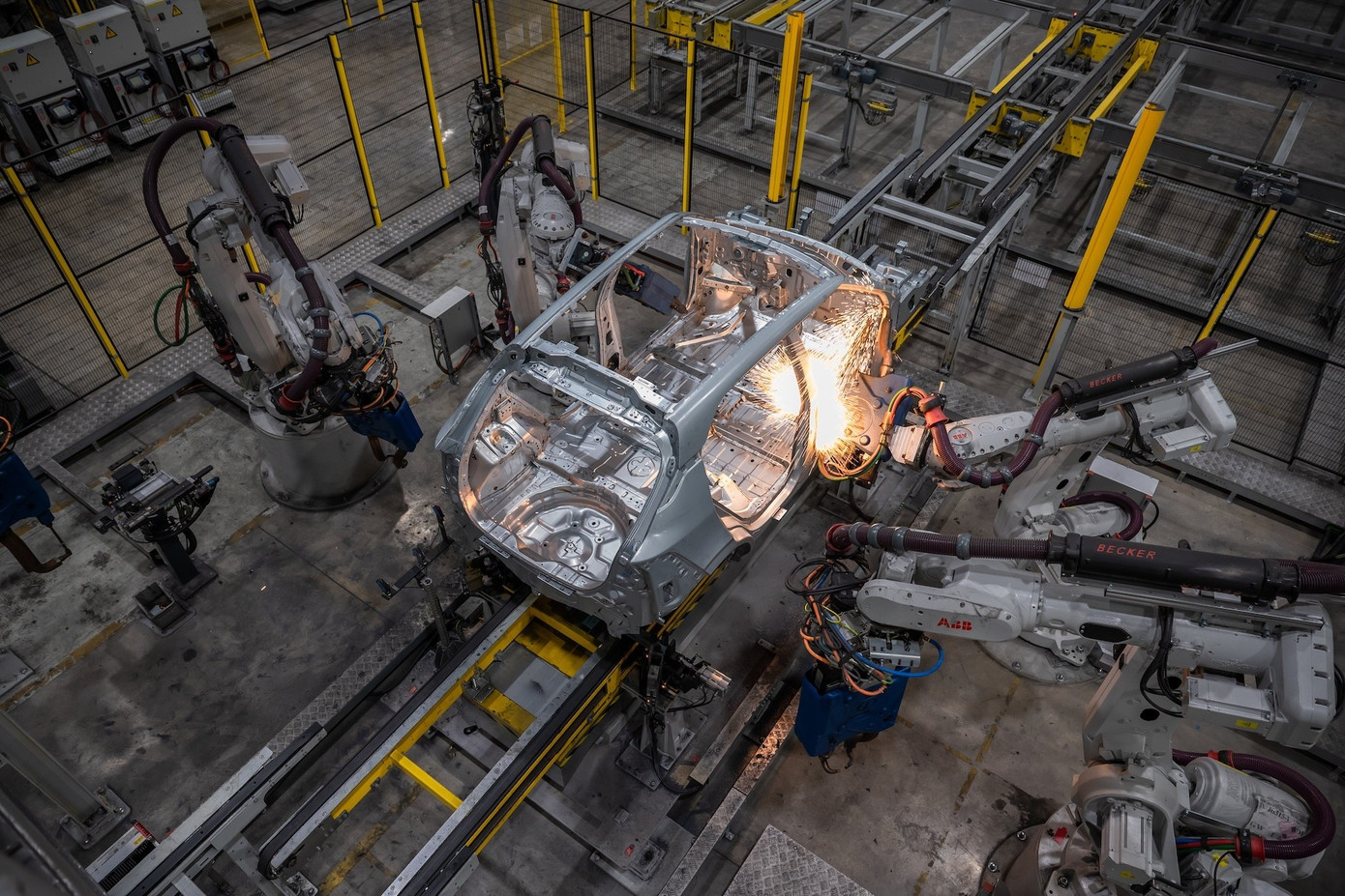 Tổ hợp nh&agrave; m&aacute;y VinFast c&oacute; mức độ tự động ho&aacute; cao.