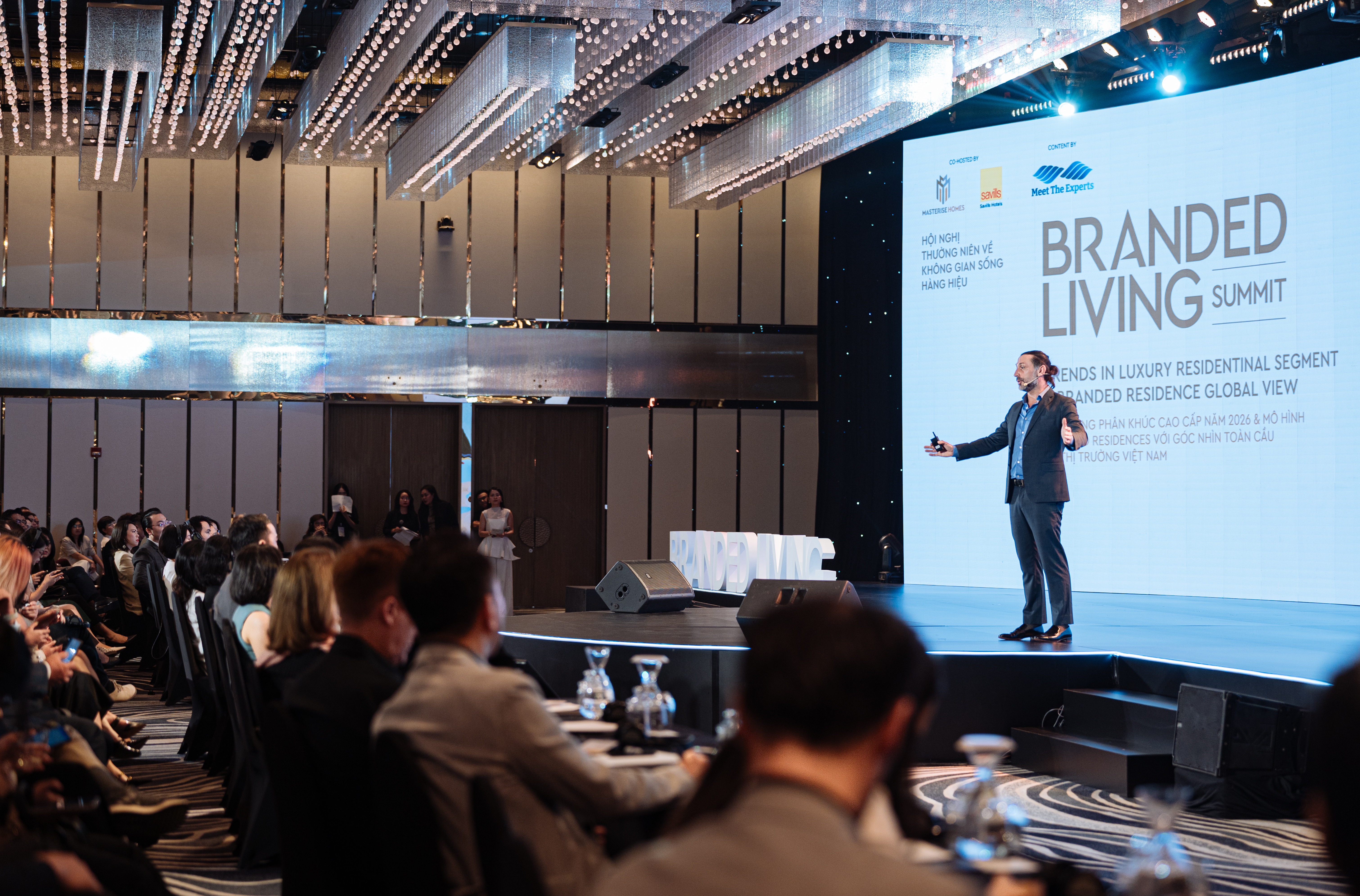 &Ocirc;ng Mauro Gasparotti khẳng định người mua ở c&aacute;c ph&acirc;n kh&uacute;c kh&aacute;c nhau đang t&igrave;m kiếm một kh&ocirc;ng gian sống nơi mọi trải nghiệm đều hướng đến chuẩn mực to&agrave;n cầu.