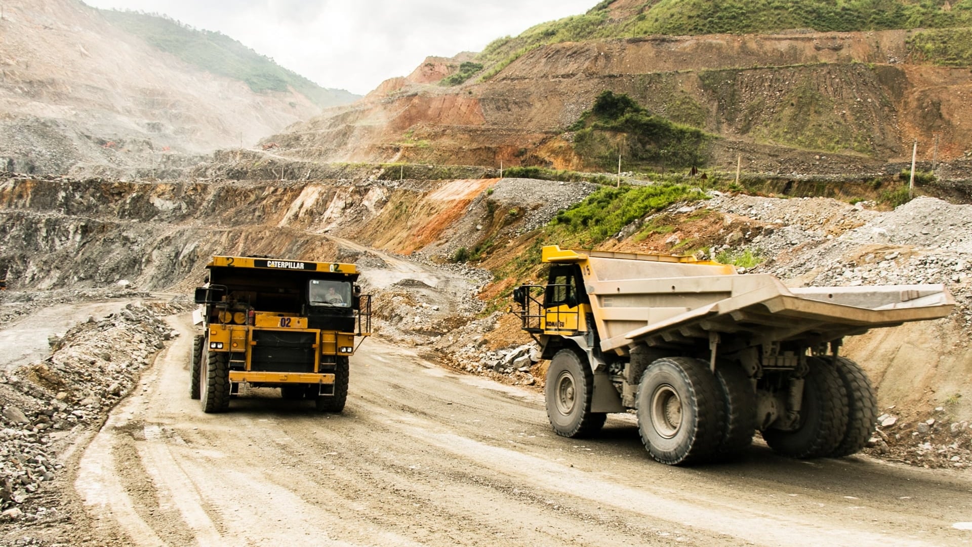 L&agrave; một th&agrave;nh vi&ecirc;n của TKV, Vimico hiện nắm giữ nhiều mỏ kho&aacute;ng sản gi&aacute; trị lớn như đất hiếm, đồng, v&agrave;ng, kẽm, thiếc...