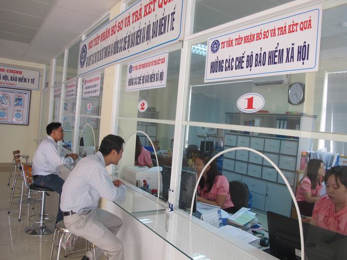 H&agrave;ng chục ng&agrave;n lao động chưa được đ&oacute;ng bảo hiểm đ&uacute;ng quy định. Ảnh minh họa