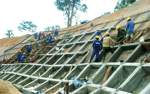 Vốn đầu tư thực hiện từ nguồn ng&acirc;n s&aacute;ch nh&agrave; nước th&aacute;ng 11/2020 ước t&iacute;nh đạt 54,5 ngh&igrave;n tỷ đồng.